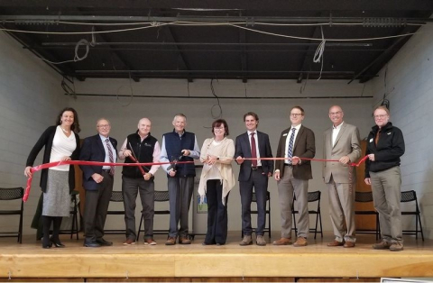 Lincoln Place ribbon cutting